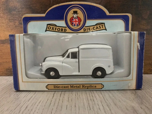 Oxford morris minor van - 1:43,
