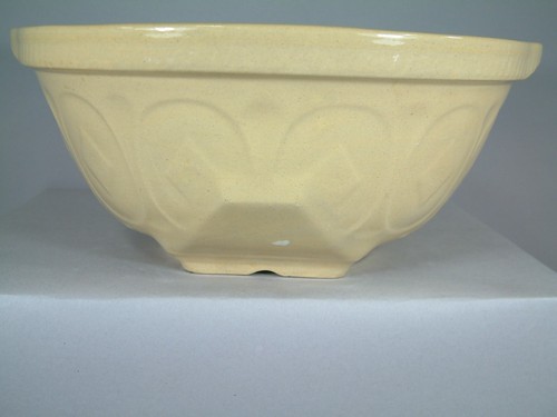 Vtg yellow ware - vtg., grip