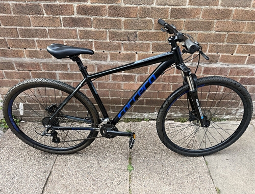 Carrera hellcat mountian - mountian, bike