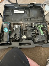  hitachi cordless drill with battery and torch