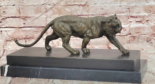 Signed barye bronze - signed, tiger