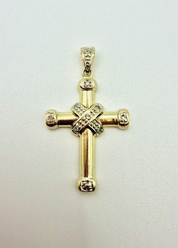 Yellow gold diamond - &,