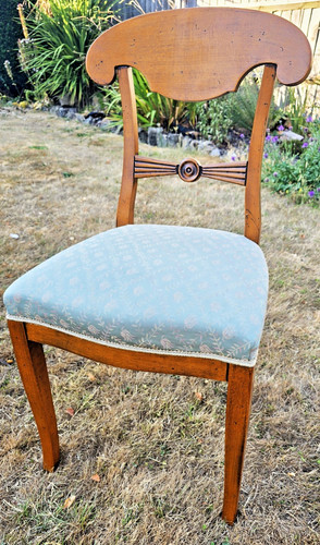 Rrp 399 selva italy chair - £399,