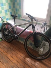 Genesis core 10, 2016 mountain bike, blue and white 