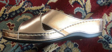 Pavers Sliders  Size 42   Gold