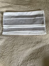 2xWhite Company Hand Towels,86