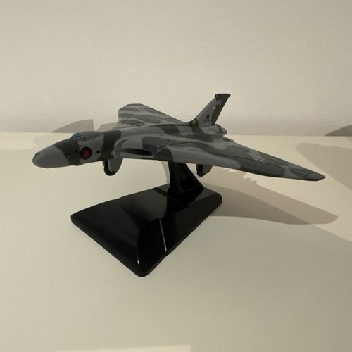 Showcase diecast model - showcase,