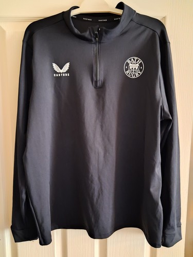 This castore brand sports - a,