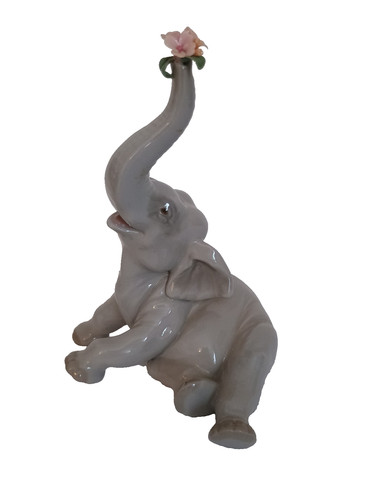 Lladro elephant with pink - lladro,