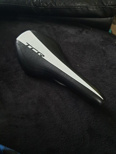 Giant seat saddle - tcr),