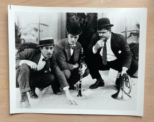 Laurel and hardy - laurel,