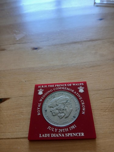 Royal wedding commemorative - royal,