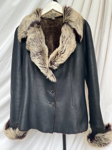 Black toscana sheepskin - toscana,