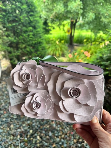 Kate spade flora flower - 3d,