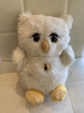 Merrythought  cream Owl hand