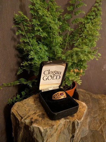 Clogau welsh 18ct - welsh, gold