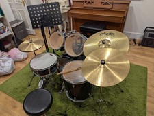 Mapex Tornado Drum Set with extras. Excellent Condition! Collection PE69AA