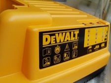 DEWALT DC9000 36V Li-ION 28V