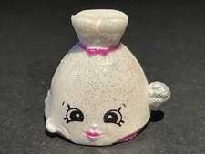 Moose Shopkins Lil’ Wedding Dress ~ Season 7 ~ 092 ~ Mini Figurine Toy