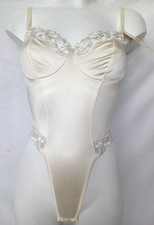 CHARNOS Lingerie Ivory Stretch