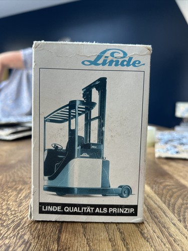 Linde reach truck diecast - linde,