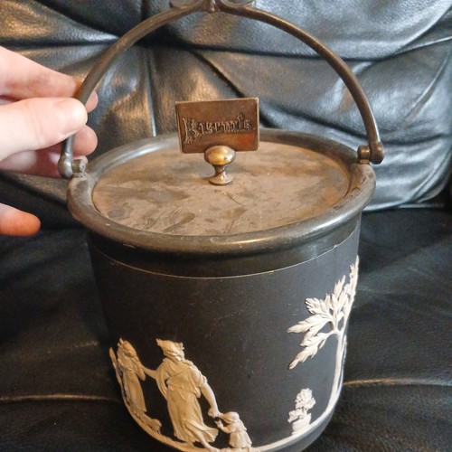 Antique wedgwood black dip - antique,
