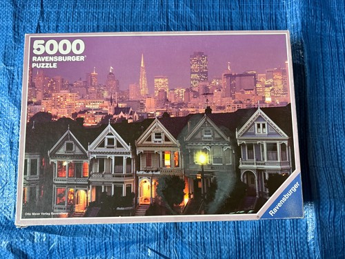Ravensburger 5000 piece puzzle - piece,
