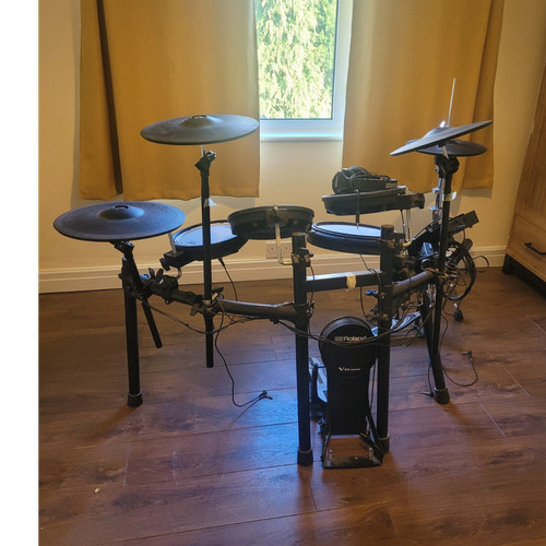 Roland electric drum - td-17,
