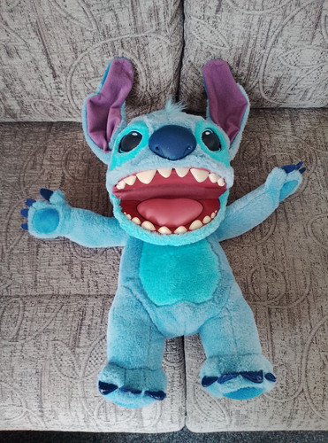 Disney stitch hand puppet - stitch,