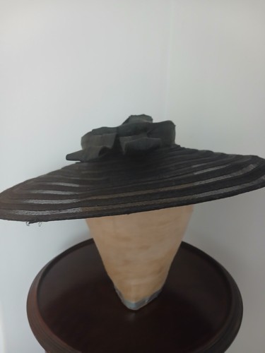 1930s 1940s wide brimmed black - 1930s/1940s,