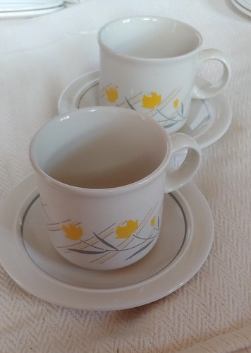 Small tea coffee cup and - tea/coffee,