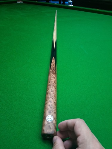 Stamford piece snooker cue - 1,