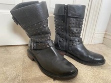 UGG black leather Conor