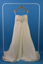 Omanda By Amanda Wyatt Wedding Dress UK Size 12 Cream Floral Embellished