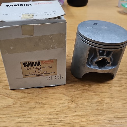 Yamaha piston 5x6 11631 93 - yamaha,