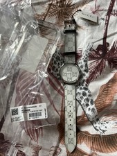 Gucci G-Timeless Unisex