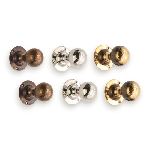 Door knobs set hammered - set,