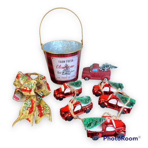 Lot christmas truck themed - lot,
