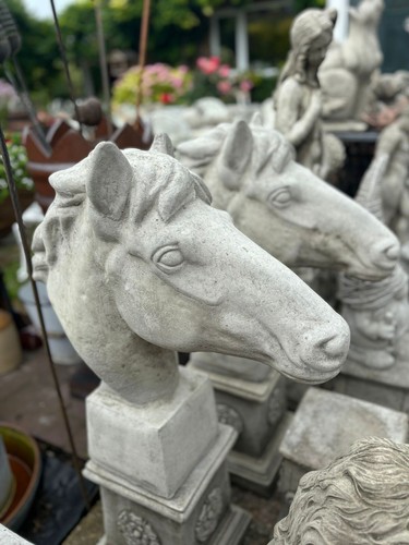 Pair horse heads garden - horse,