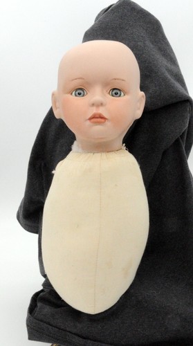Rare vtg dee hall world - rare,