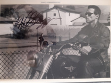 Arnold Schwarzenegger Signed