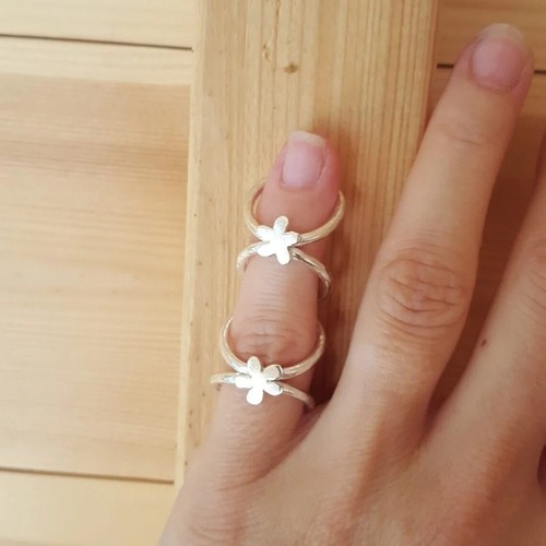 Arthritis finger splint for