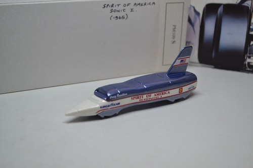 Lledo land speed car - lledo,