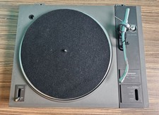 Pioneer PL-112D Turntable –