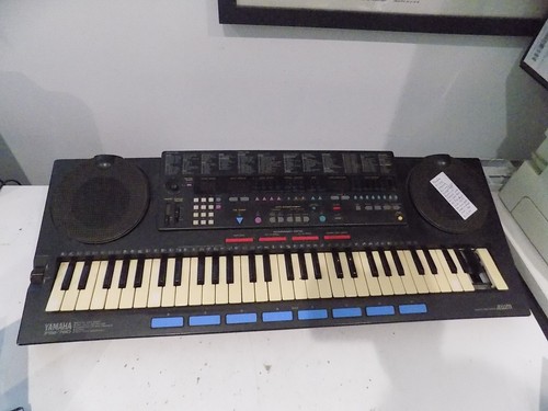 Yamaha pss 790 electronic - yamaha,