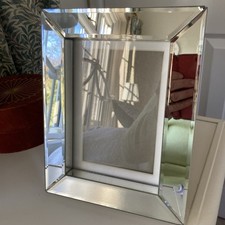 Laura Ashley Home Block Mirrored Photograph Frame. 4" by 6"
