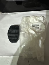 213015 Brake And Clutch Pedal