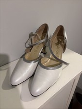 Vintage Clarks Size 6 Shoe