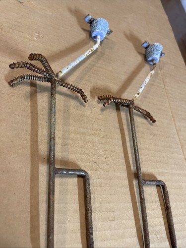 Vintage metal staked - 2,
