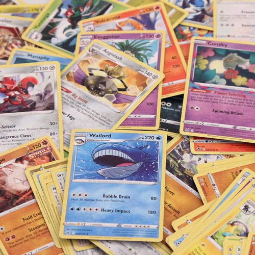100 pokemon cards - 100, gift